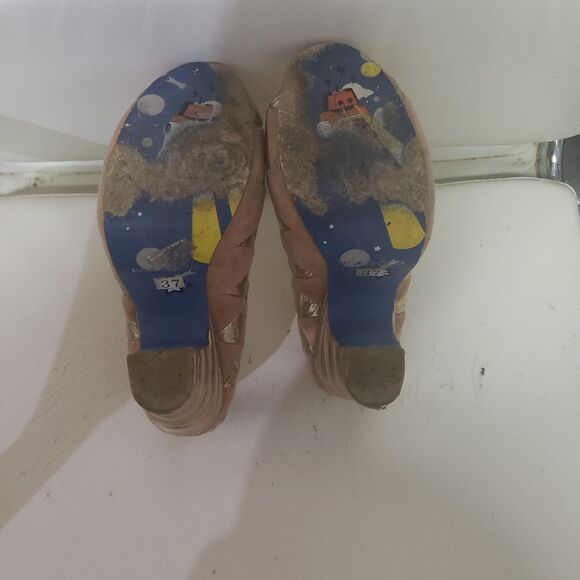 Irregular Choice Chunky Platform Heels beige suede and gold LaméSize 37Preown - Picture 2 of 4